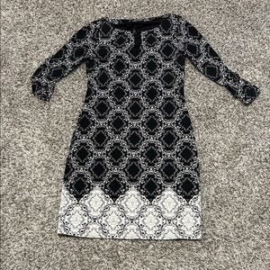 White House Black Market Black & White Printed Long-Sleeve Dress